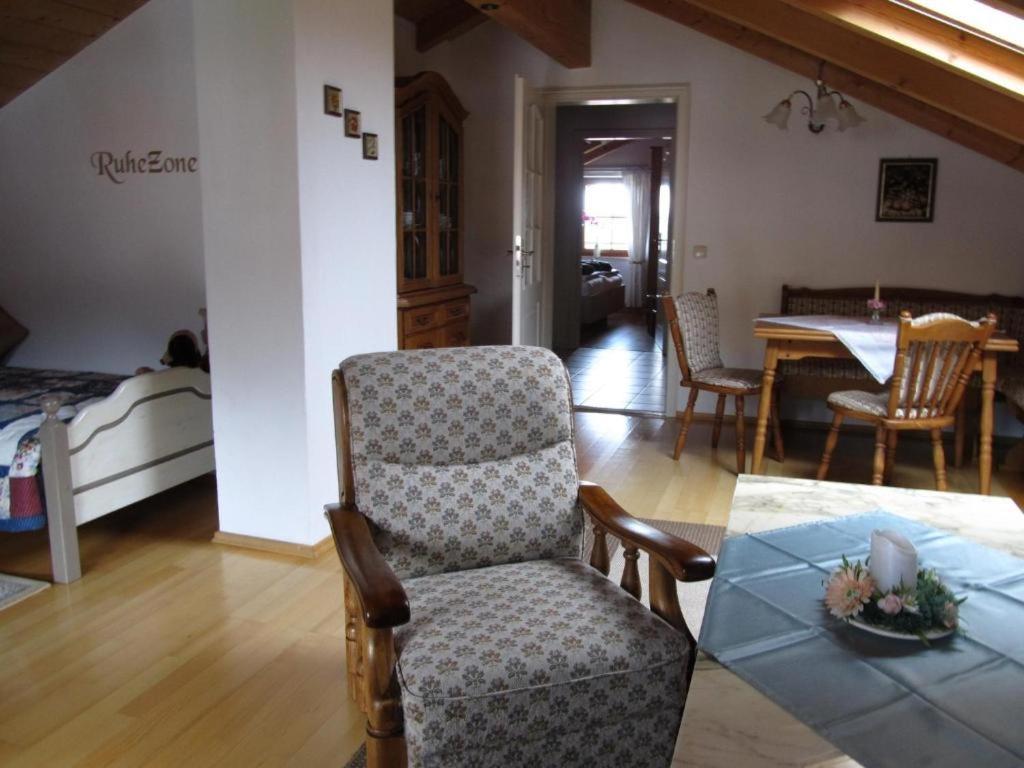 Ferienwohnung Bei Mutti Rottau Exterior foto